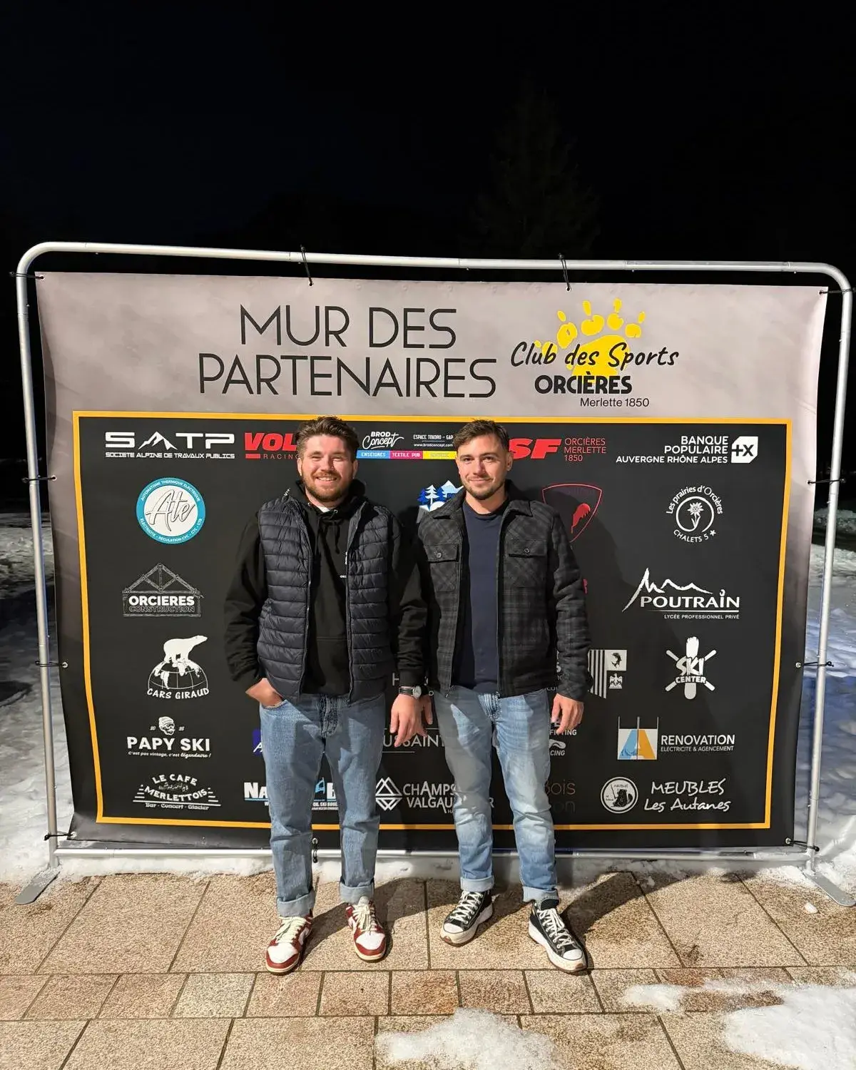 Papy Ski sur le mur des partenaires du Club des Sports d’Orcières Merlette